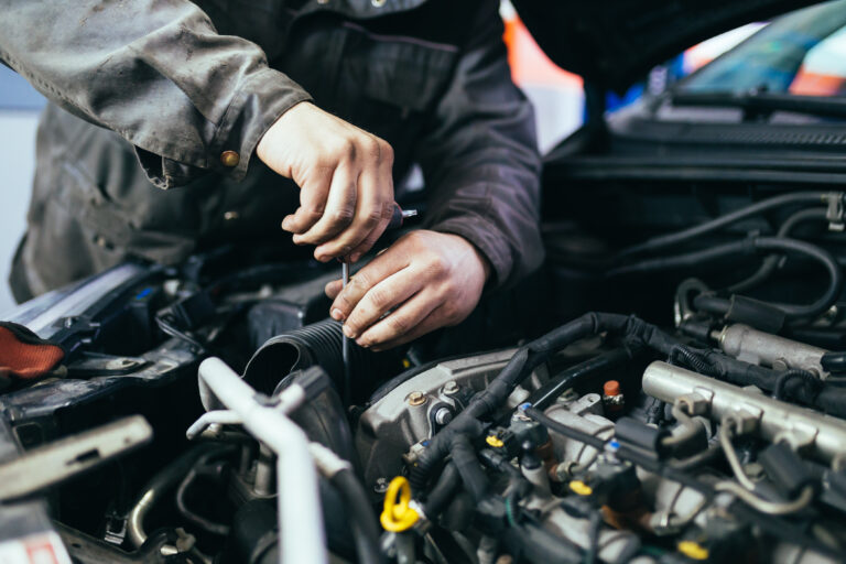 Replacing or Rebuilding a Mercedes Engine