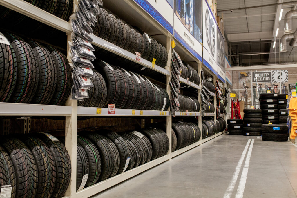 Rack with car tires